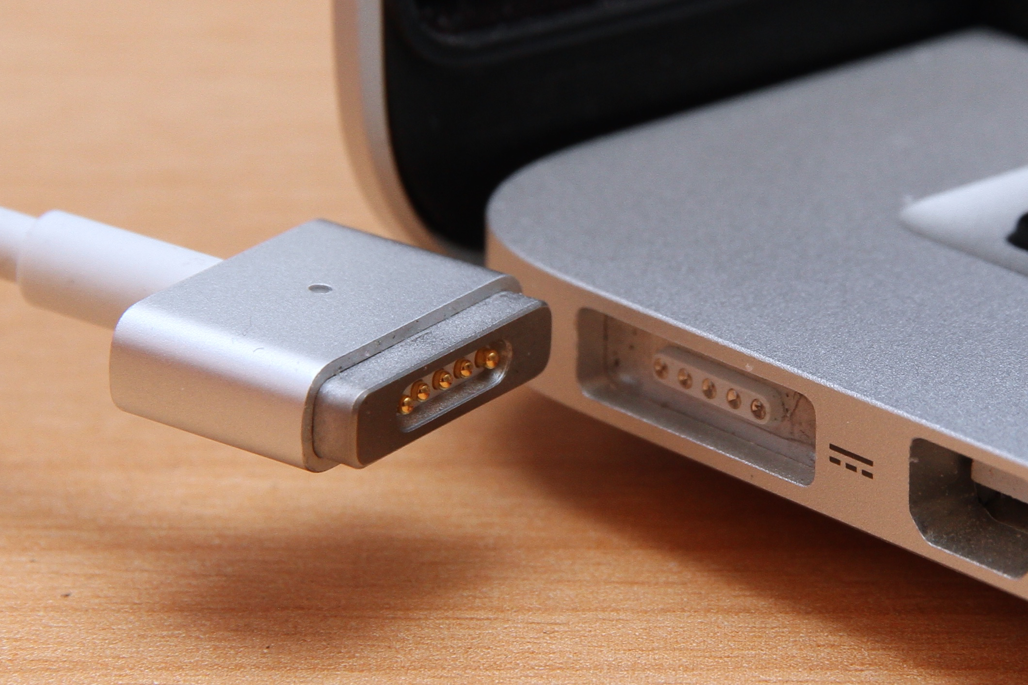 macbook magsafe controleren