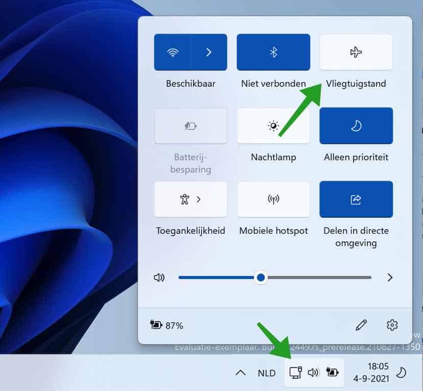 Vliegtuigstand inschakelen of uitschakelen in Windows 11