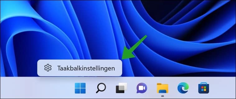 Ouvrir les paramètres de la barre des tâches dans Windows 11