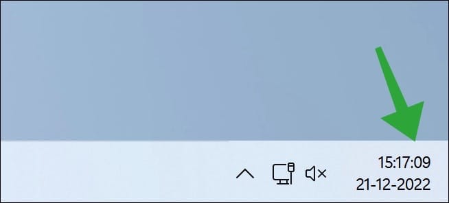 Seconden in de taakbalk klok in Windows 11