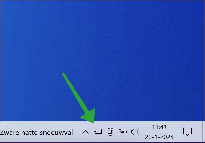 Show WiFi or network icon in the taskbar