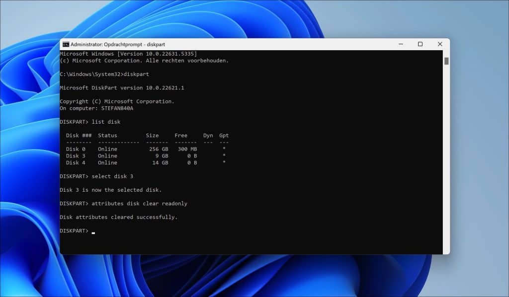 attributes disk clear readonly